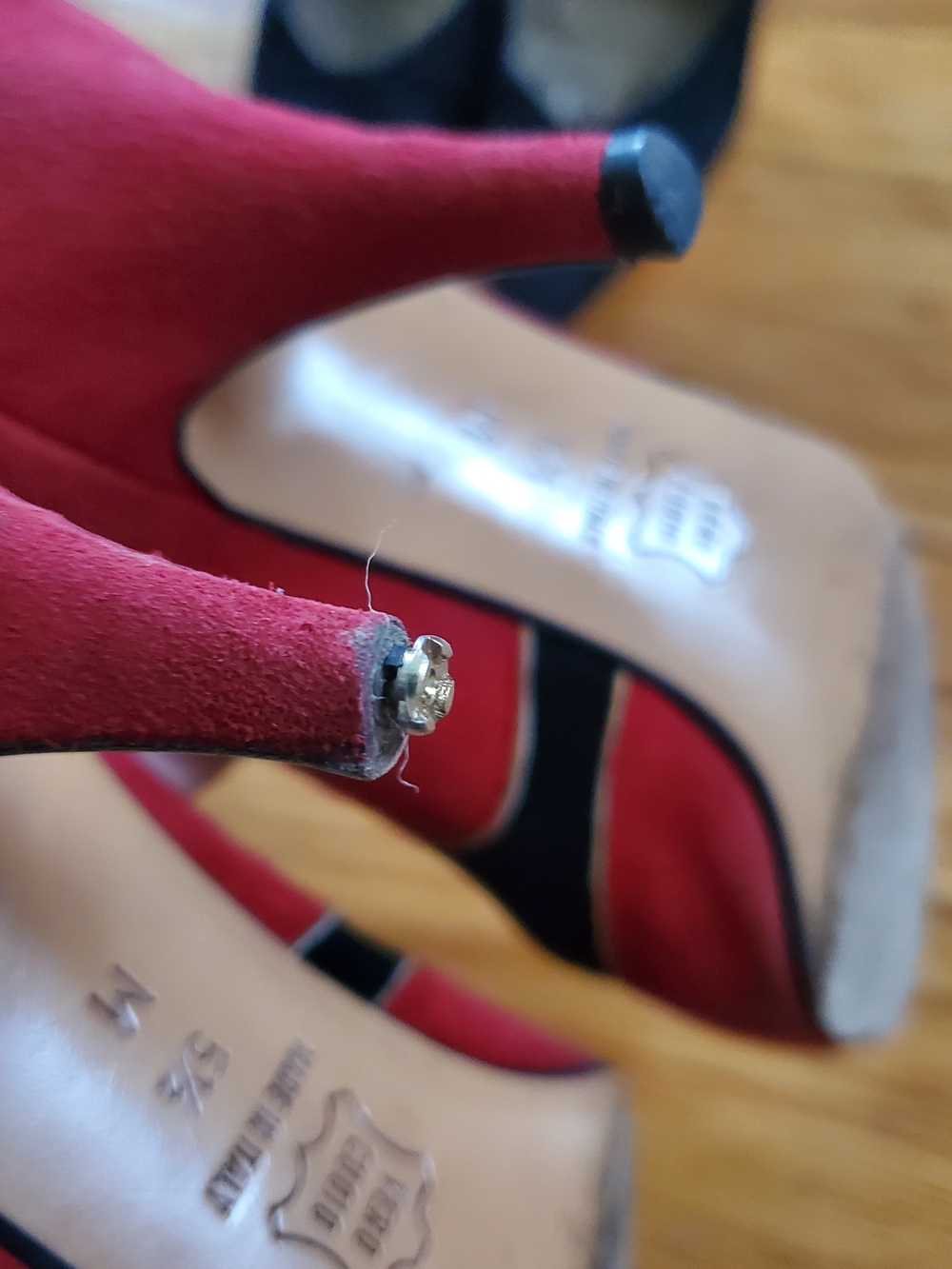 Vintage Bally Women's Two-Tone Suede Leather Pumps - Black and Red Womens Sz 5.5 - Picture 9 of 12